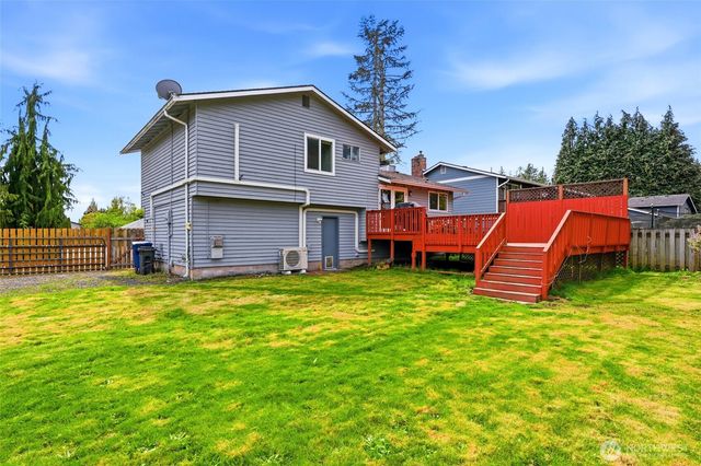 6113 95th Place NE, Marysville, WA 98270