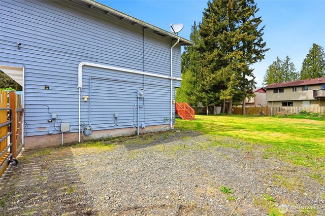 6113 95th Place NE, Marysville, WA 98270