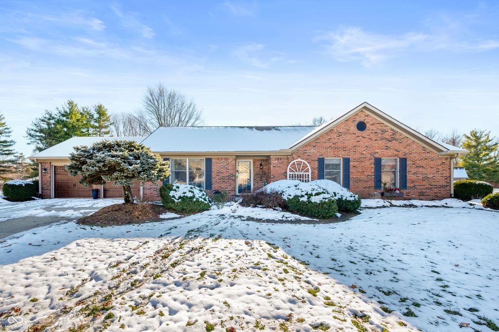 4909 W Prairiewood Drive, Muncie, IN 47304