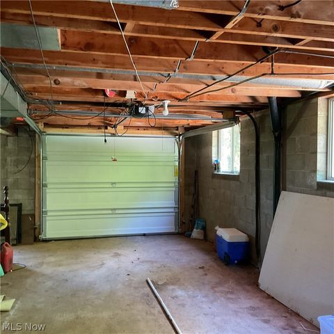 485 Grant Hill Road, Davisville, WV 26142