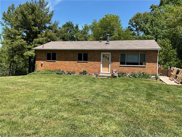 485 Grant Hill Road, Davisville, WV 26142