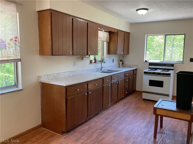 485 Grant Hill Road, Davisville, WV 26142