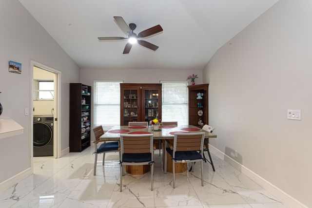 17566 71st Lane N, Loxahatchee, FL 33470