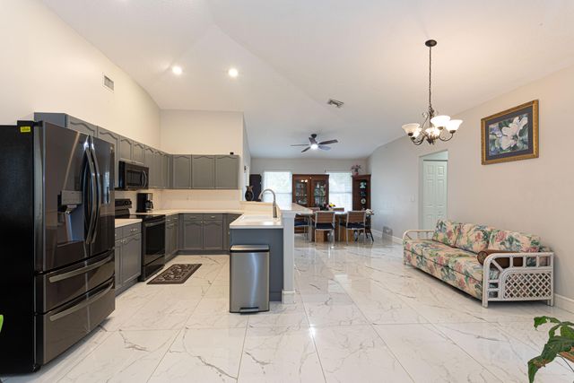 17566 71st Lane N, Loxahatchee, FL 33470