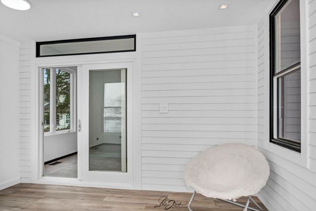 217 W Main Street, Lake Zurich, IL 60047