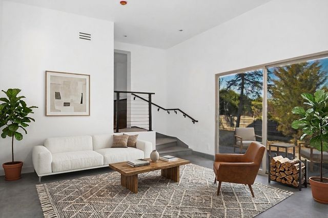 217 W Main Street, Lake Zurich, IL 60047