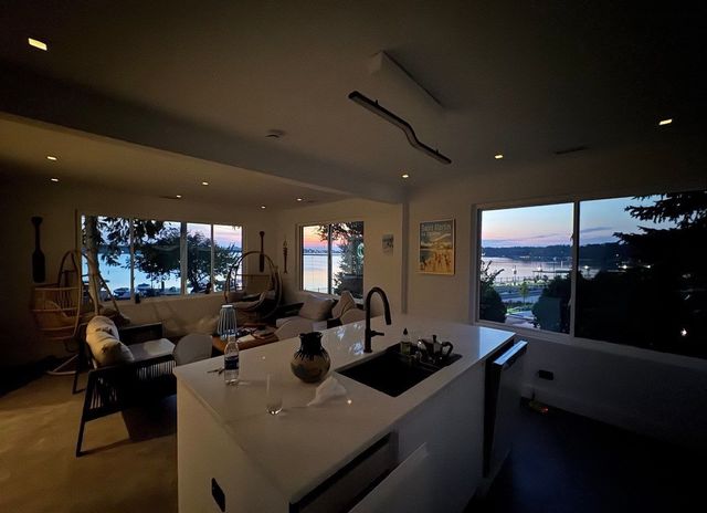 217 W Main Street, Lake Zurich, IL 60047