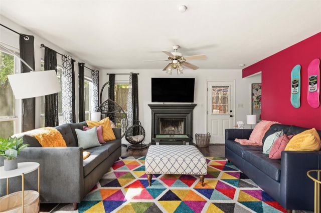 1562 Parkfield CIR, Round Rock, TX 78664