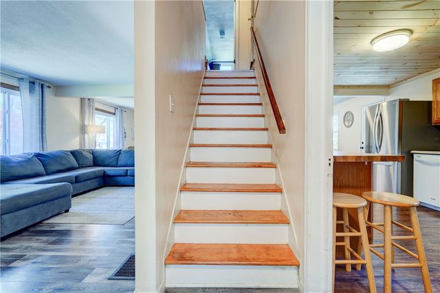 162 Nantucket Rd, Greece, NY 14626