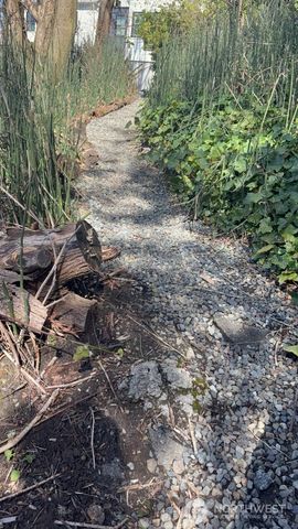 38 XX Boyd Place SW, Seattle, WA 98116