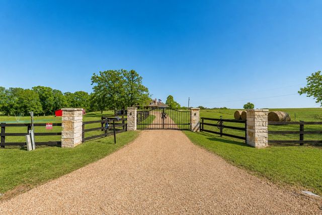 669 Vz County Road 2316, Canton, TX 75103