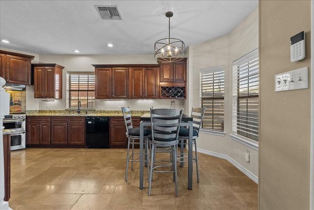 826 Prairie Brook Court, Houston, TX 77062