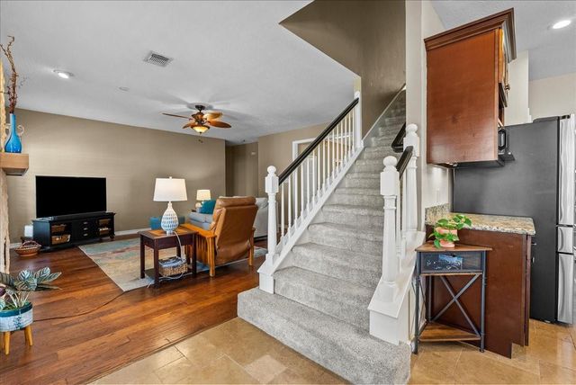 826 Prairie Brook Court, Houston, TX 77062