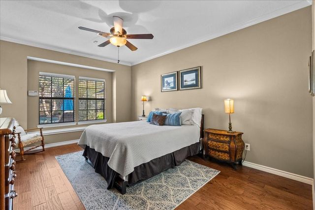 826 Prairie Brook Court, Houston, TX 77062