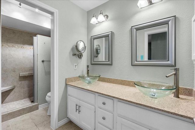 826 Prairie Brook Court, Houston, TX 77062