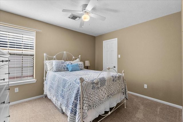 826 Prairie Brook Court, Houston, TX 77062