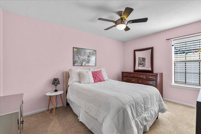 826 Prairie Brook Court, Houston, TX 77062