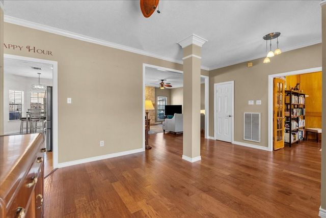 826 Prairie Brook Court, Houston, TX 77062