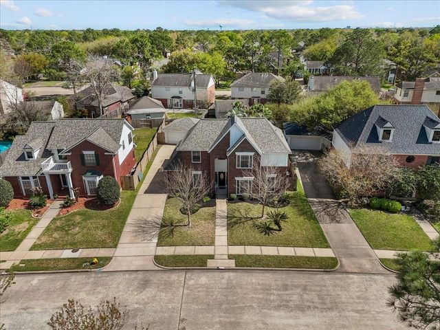 826 Prairie Brook Court, Houston, TX 77062