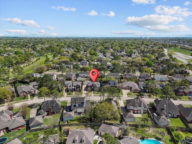 826 Prairie Brook Court, Houston, TX 77062