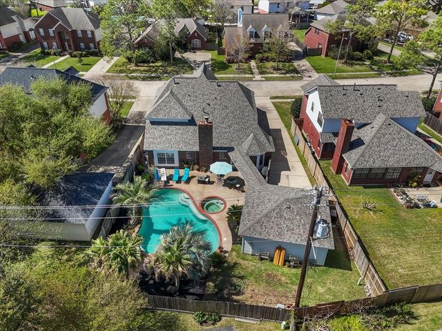 826 Prairie Brook Court, Houston, TX 77062