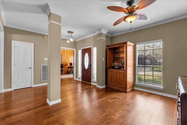 826 Prairie Brook Court, Houston, TX 77062