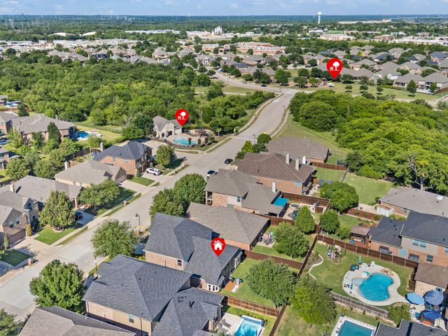 311 Blythe Bridge Drive, Roanoke, TX 76262