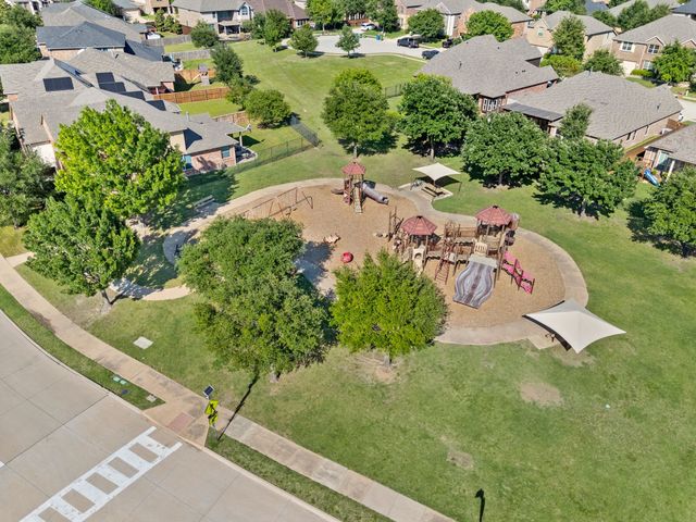 311 Blythe Bridge Drive, Roanoke, TX 76262