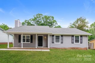 5334 Rolling Oak Lane, Charlotte, NC 28227