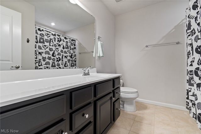 120 Lakeland Way, Aurora, OH 44202