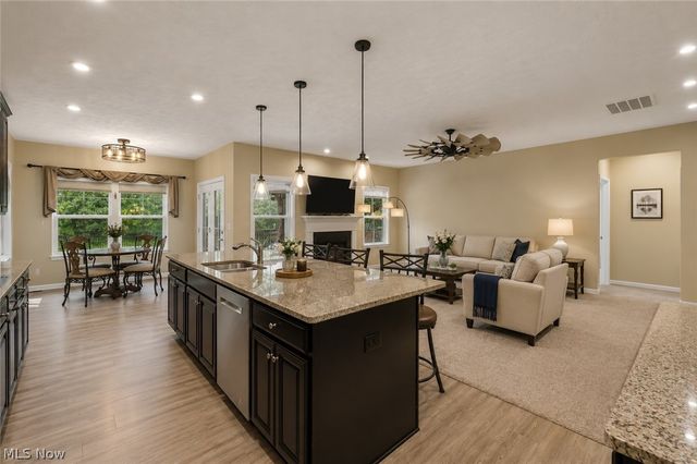 120 Lakeland Way, Aurora, OH 44202