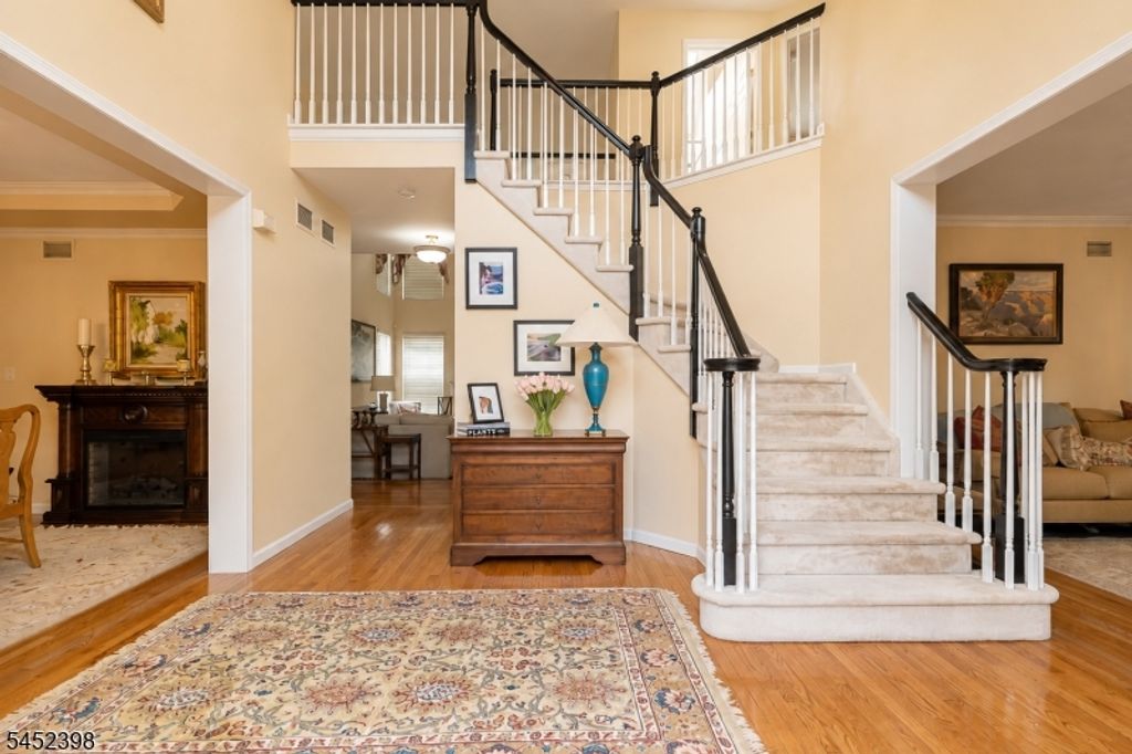 54 Crestwood St, Piscataway Twp., NJ 08854 — photo 3