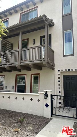 358 Serra Street, Camarillo, CA 93010