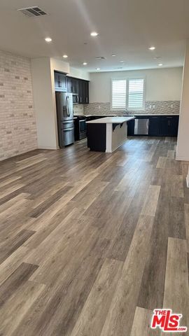 358 Serra Street, Camarillo, CA 93010