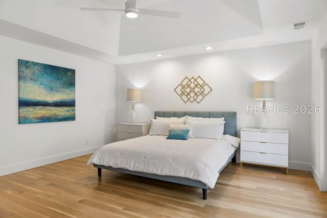 13 McIntosh Rd, Hilton Head Island, SC 29926