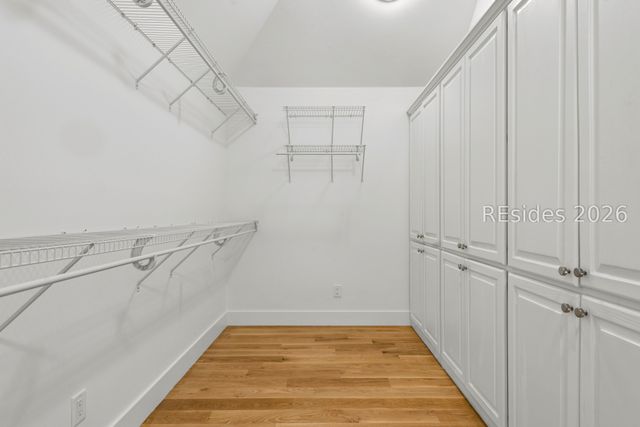 13 McIntosh Rd, Hilton Head Island, SC 29926