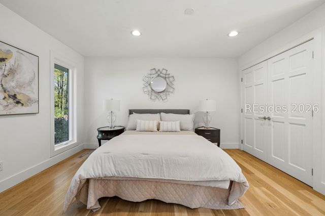 13 McIntosh Rd, Hilton Head Island, SC 29926