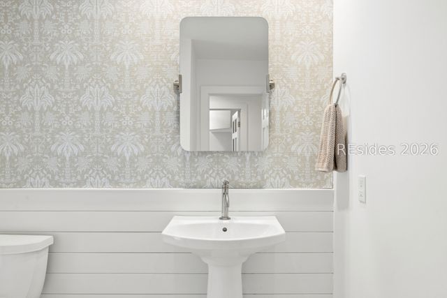 13 McIntosh Rd, Hilton Head Island, SC 29926