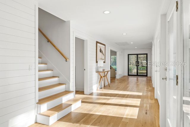 13 McIntosh Rd, Hilton Head Island, SC 29926