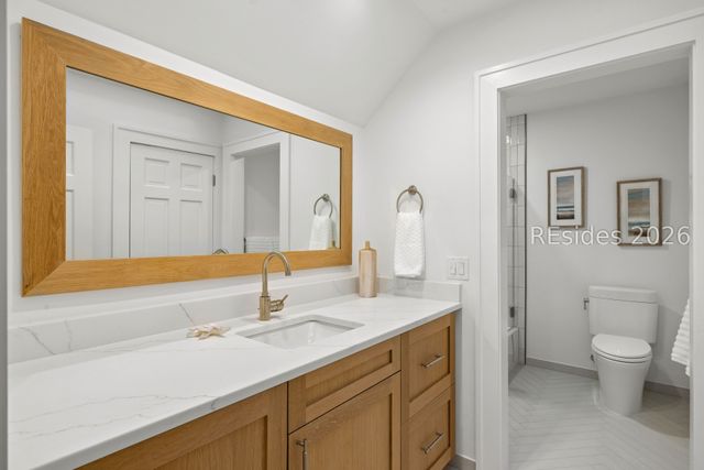 13 McIntosh Rd, Hilton Head Island, SC 29926