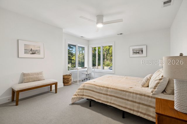 13 McIntosh Rd, Hilton Head Island, SC 29926