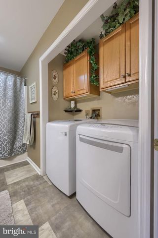 4036 GREEN PARK DR, Mount Joy, PA 17552