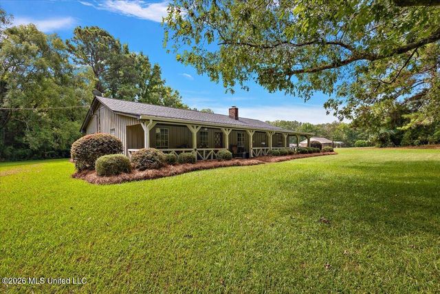 3502 Palestine Road, Raymond, MS 39154