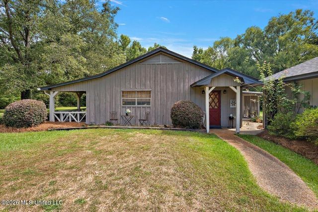3502 Palestine Road, Raymond, MS 39154