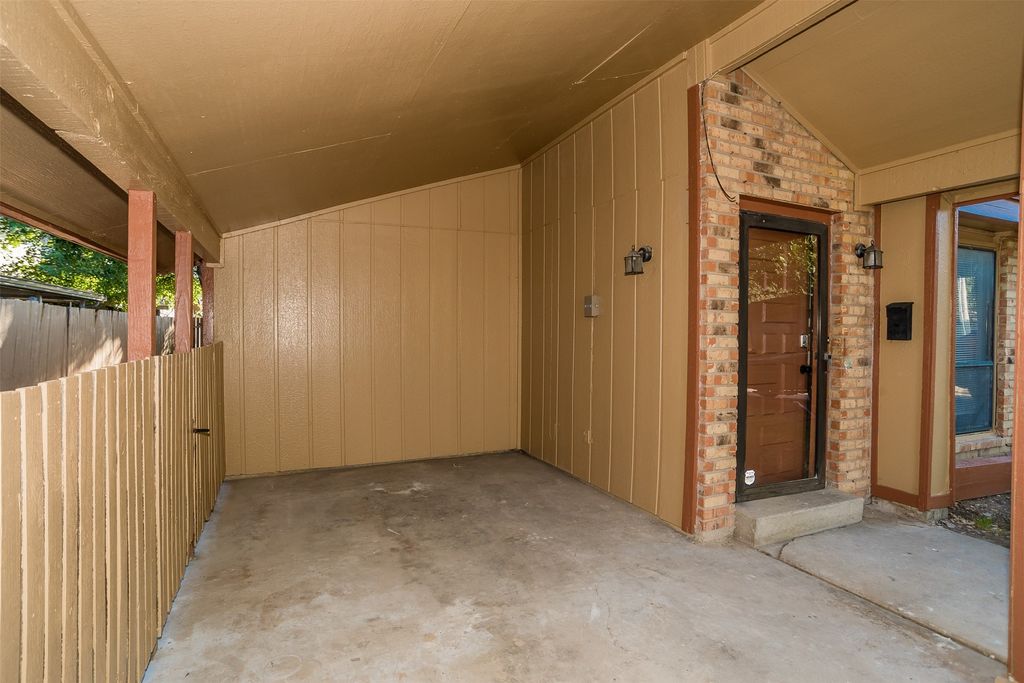 2604 Nina Circle, Grand Prairie, TX 75052 — photo 3