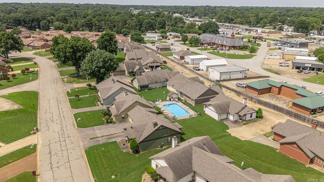 2607 Greenbriar, Jonesboro, AR 72401