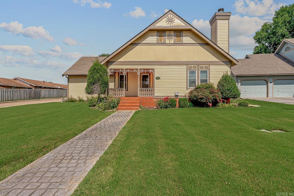 2607 Greenbriar, Jonesboro, AR 72401