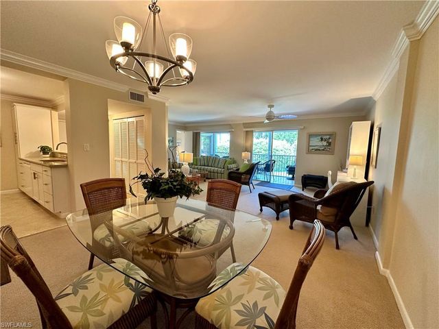 555 Park Shore DR B205, Naples, FL 34103