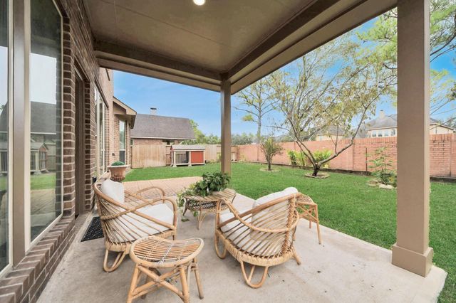 2910 Silhouette Bay, Pearland, TX 77584