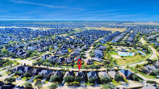 2910 Silhouette Bay, Pearland, TX 77584